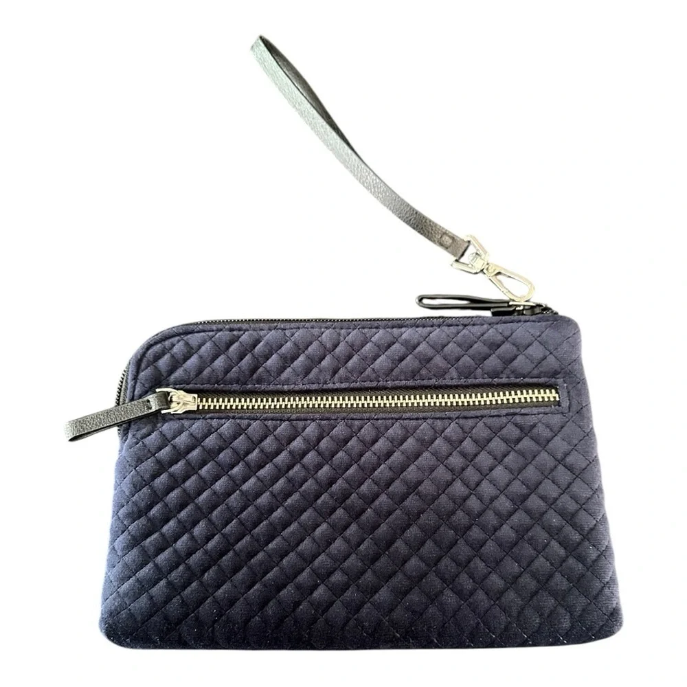 Vera Bradley Iconic Velvet Quilted Wristlet Navy Blue 8.75” X 6” Removab…